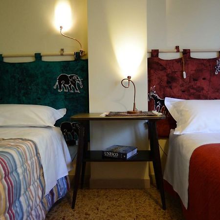 Bed And Breakfast Lucia เชซานา ภายนอก รูปภาพ