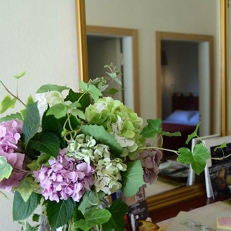 Bed And Breakfast Lucia เชซานา ภายนอก รูปภาพ